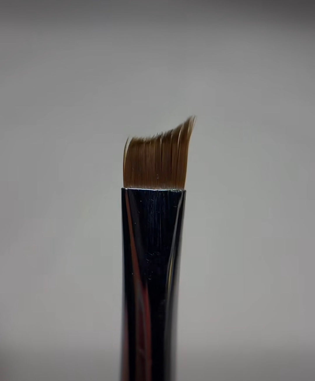 How Do You Stop Nail Art Brushes From Fraying?