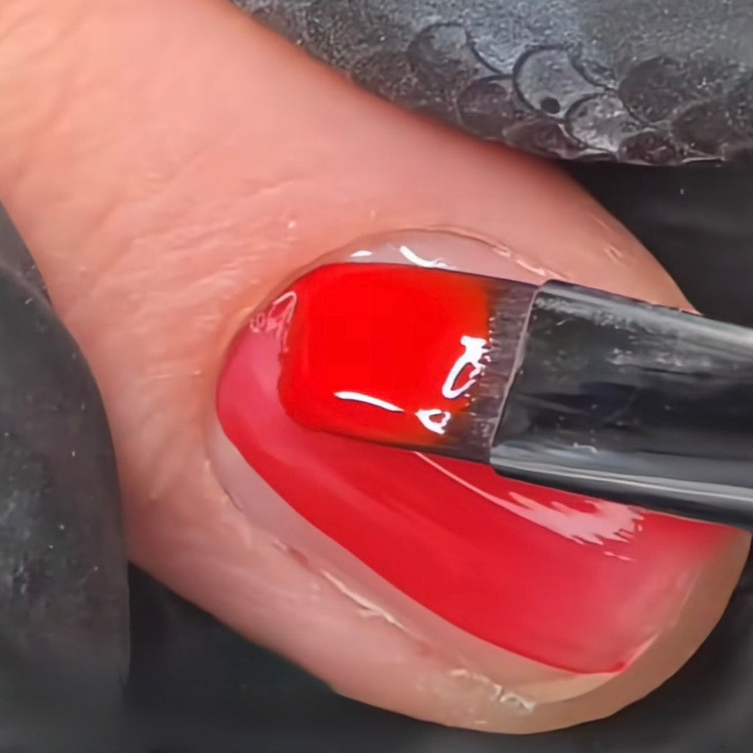 Why Using a Separate Brush for Coloured Gel Can Give You a Better Application