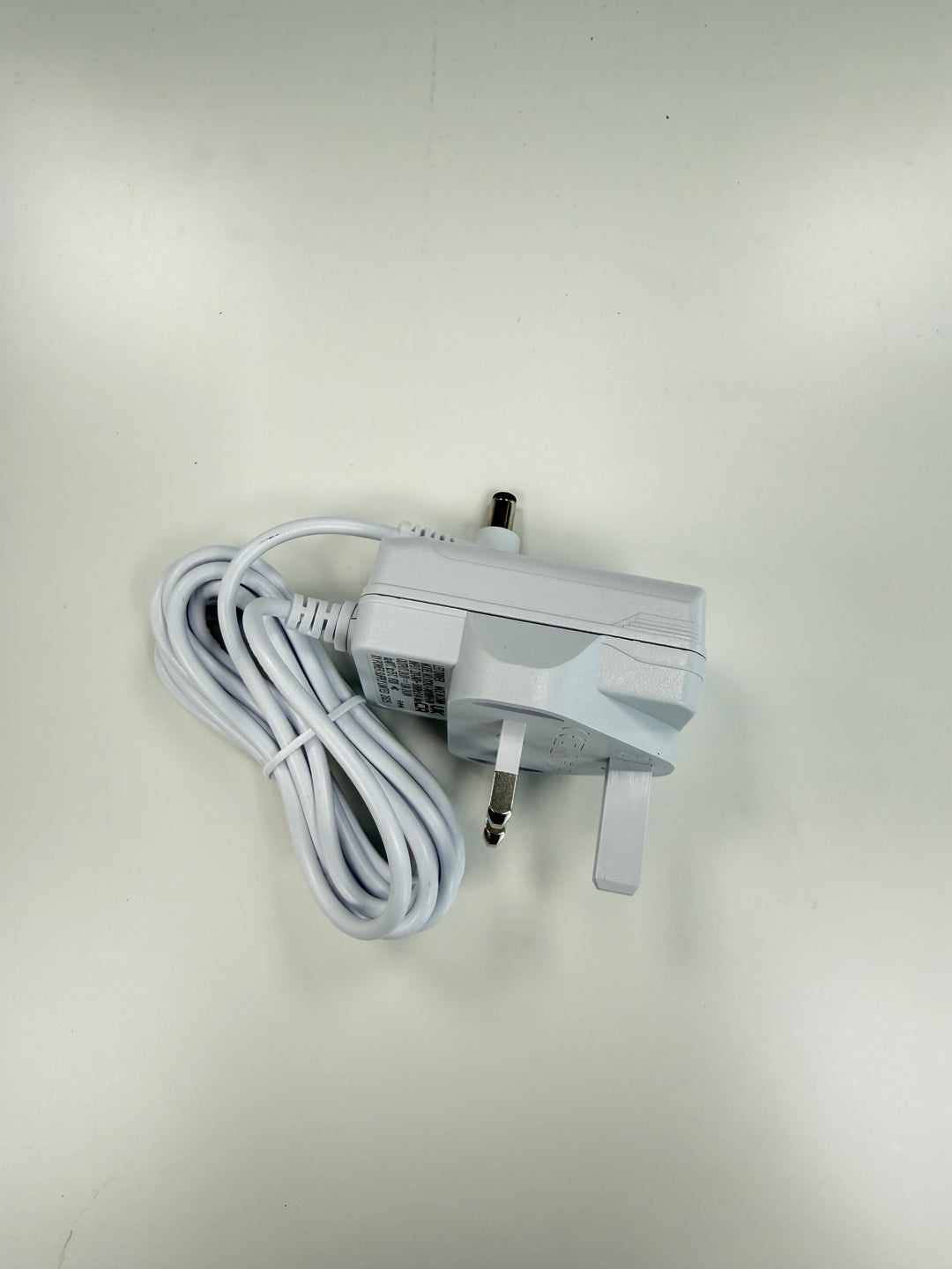 Katie Barnes LED Flexible Desk Light - UK Plug - White