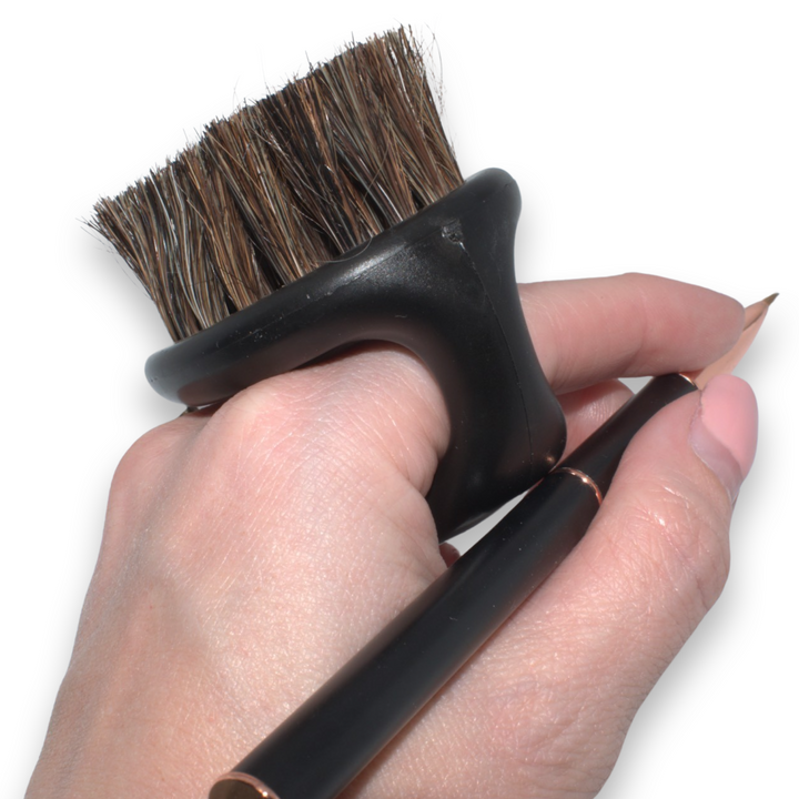 KB Nail Dust Brush